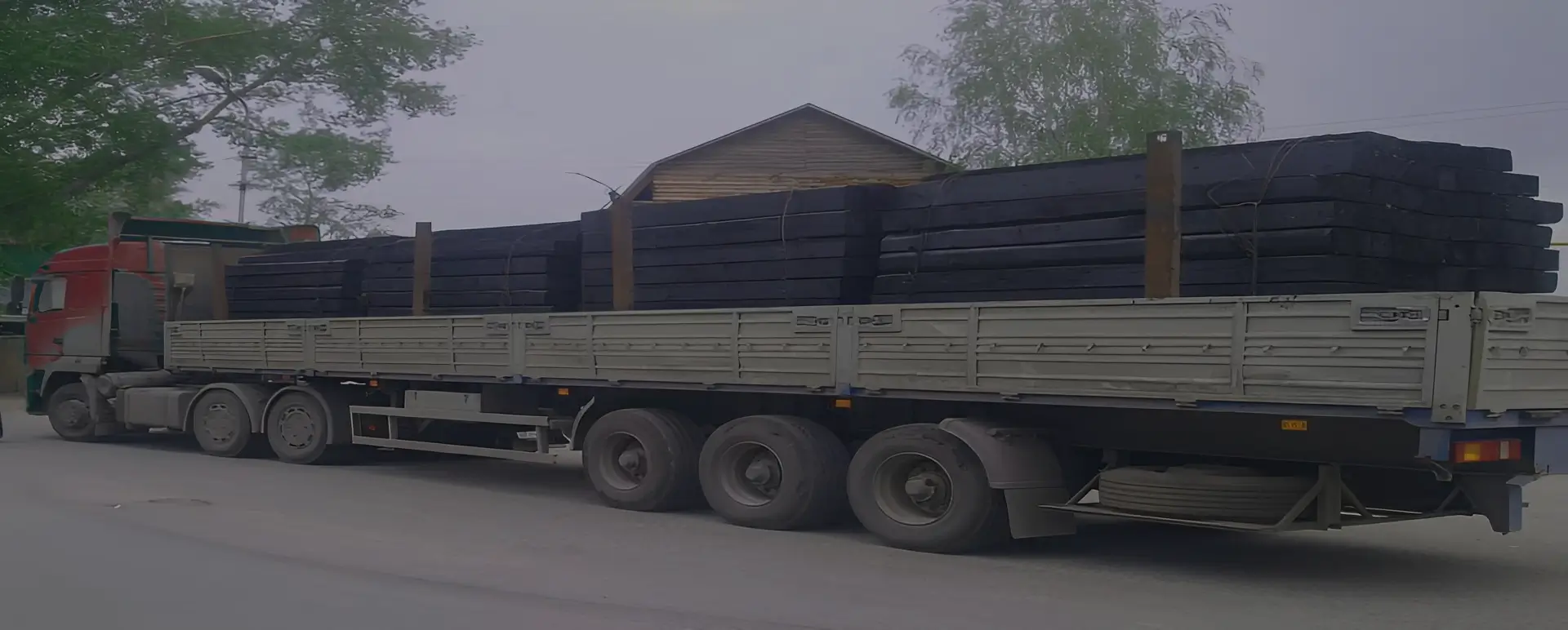 Сервис от транспортной компании по доставке шпал по России из Балаково автотранспортом